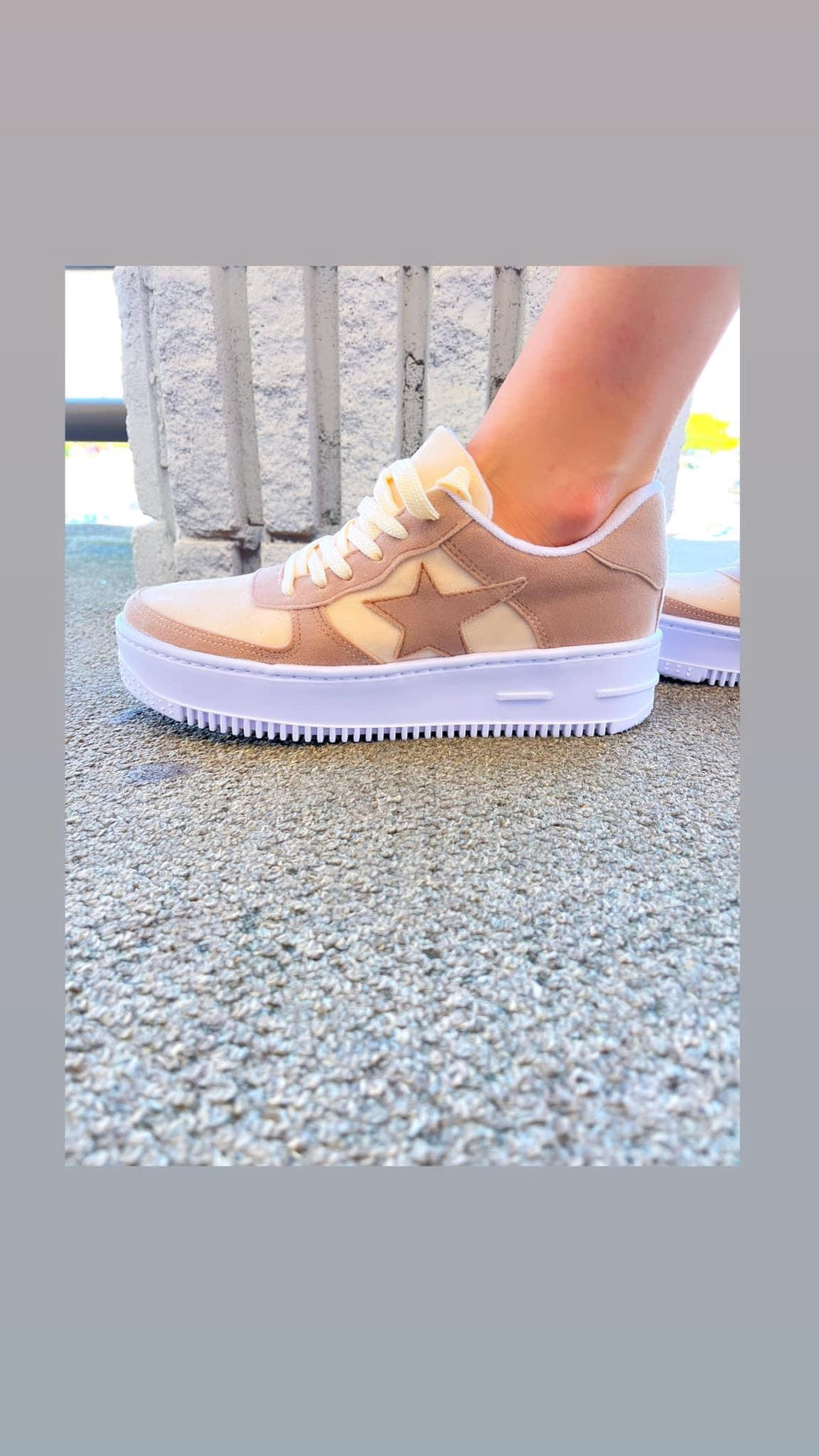 Nude star sneakers