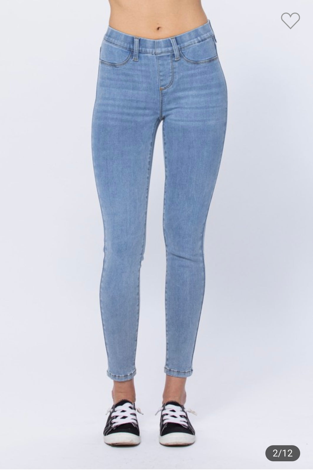 Mid rise Judy blue skinny legging