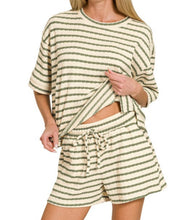 Load image into Gallery viewer, Striped short sleeve set
