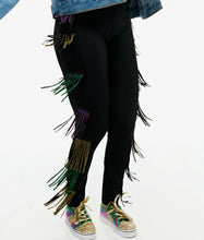 Load image into Gallery viewer, Mardi tassel leggings
