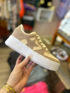 Nude star sneakers