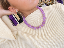Load image into Gallery viewer, Purple bead with gold necklace
